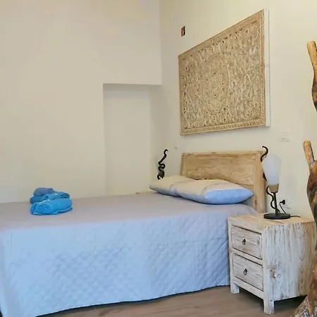 I Viaggi Di Edo B&B 크로토네